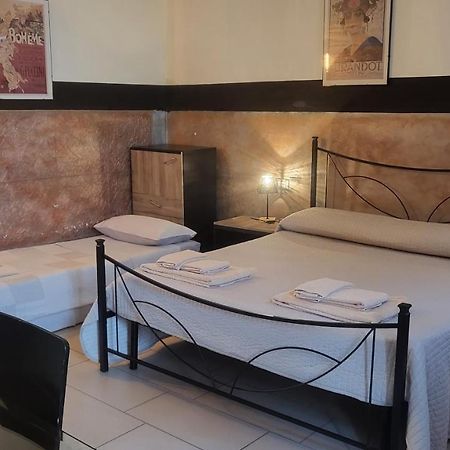 Saint Martin'S House Apartment Vigevano Ngoại thất bức ảnh