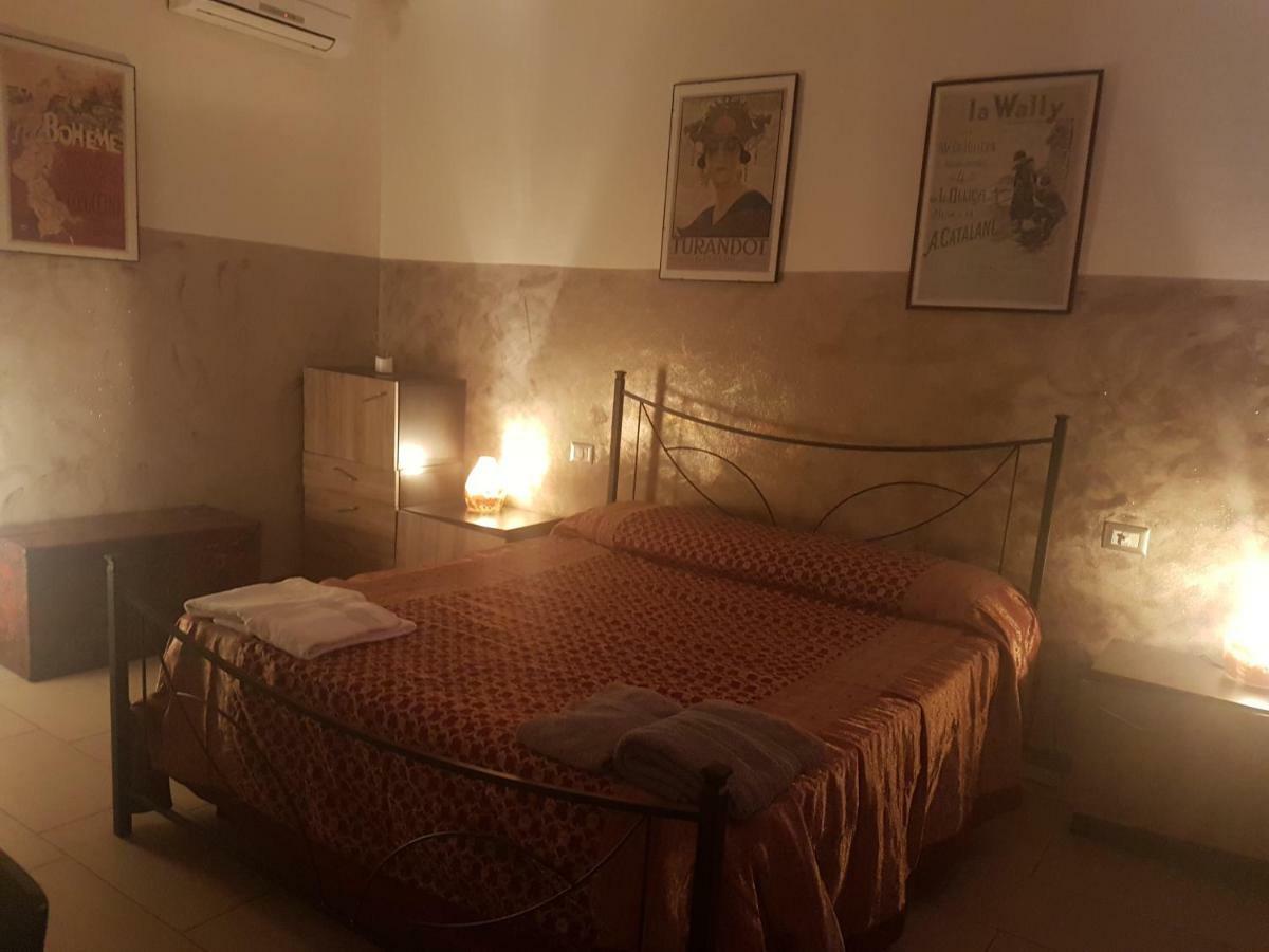 Saint Martin'S House Apartment Vigevano Ngoại thất bức ảnh